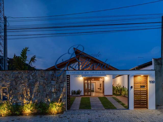 Casa para Venda em Caraguatatuba - 5
