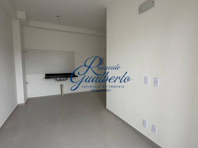 Apartamento para Venda em Caraguatatuba - 5