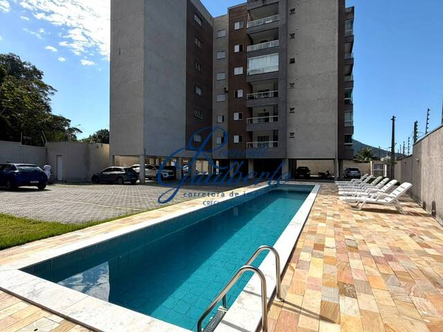 Apartamento para Venda em Caraguatatuba - 3