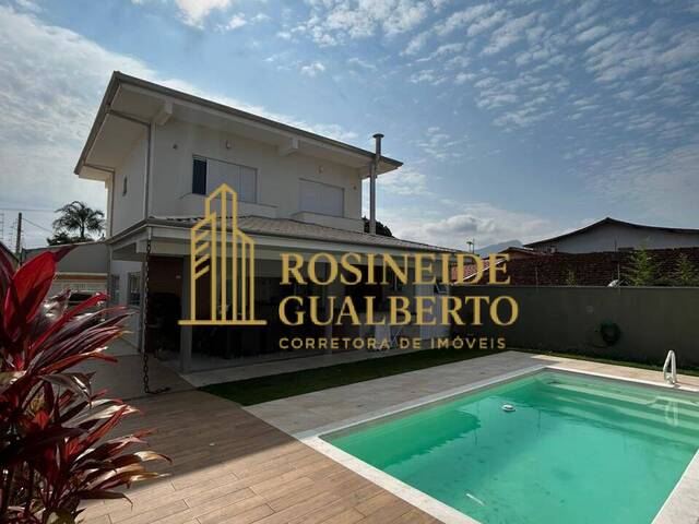 Venda em Jardim Britânia - Caraguatatuba