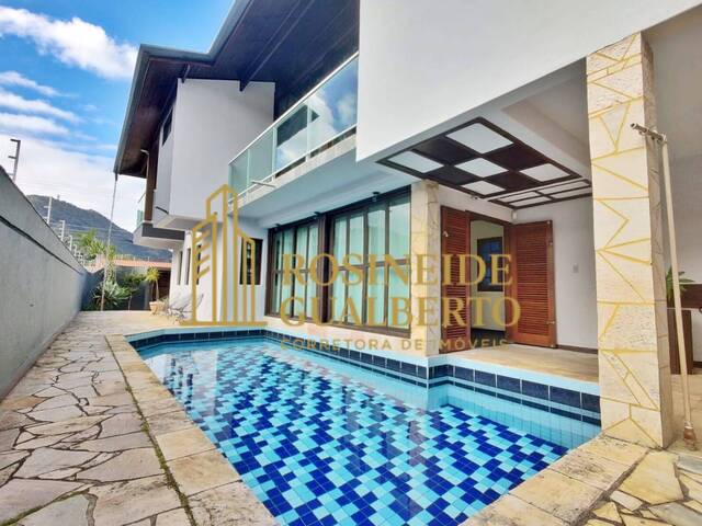 #CA0096 - Casa para Venda em Caraguatatuba - SP