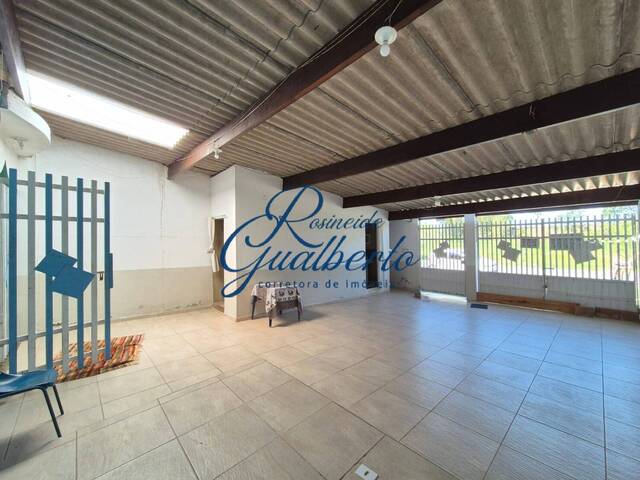 Casa para Venda em Caraguatatuba - 4