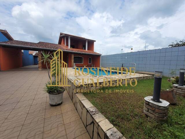 #SO0012 - Sobrado para Venda em Caraguatatuba - SP