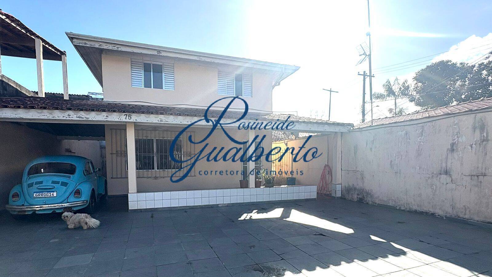 Casa, 3 quartos, 253 m² - Foto 1