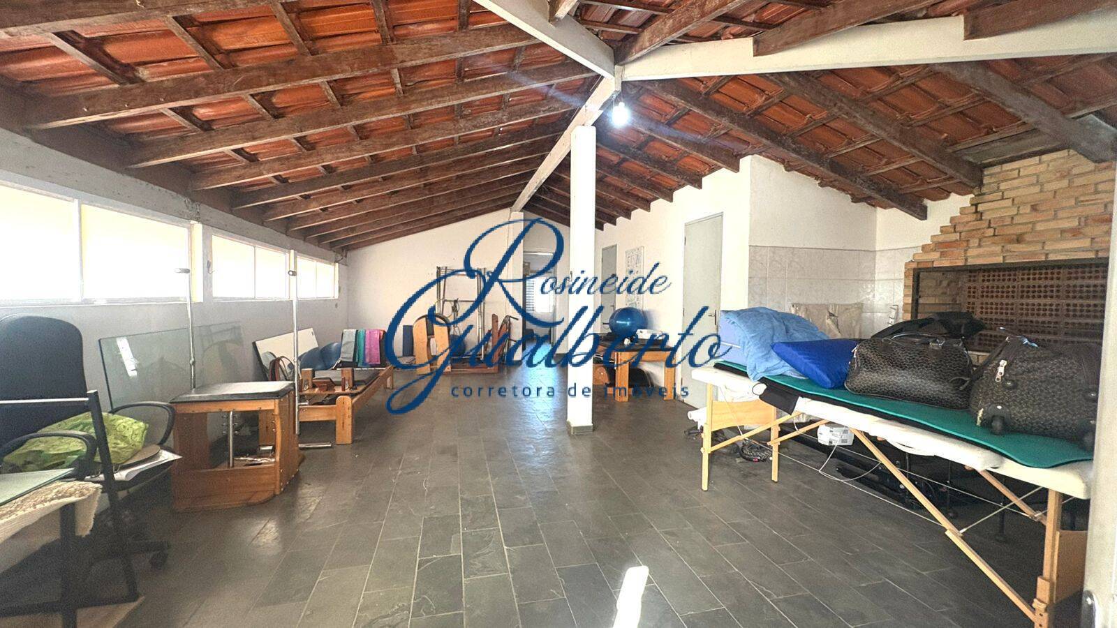 Casa, 3 quartos, 253 m² - Foto 19