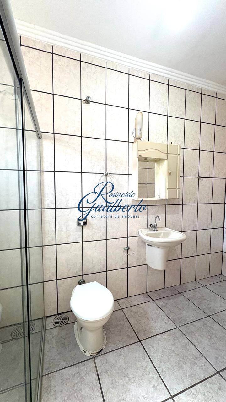 Casa, 4 quartos, 200 m² - Foto 15