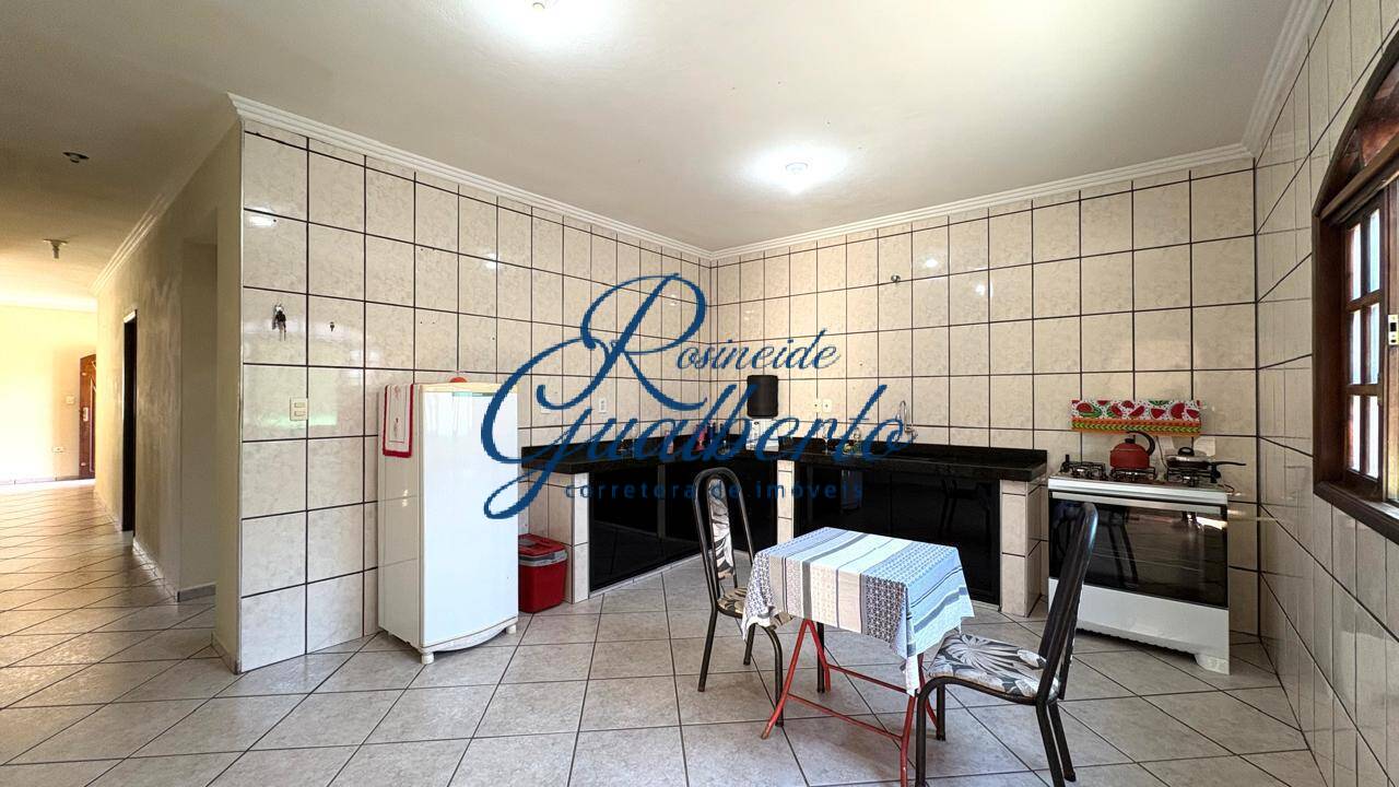 Casa, 4 quartos, 200 m² - Foto 22