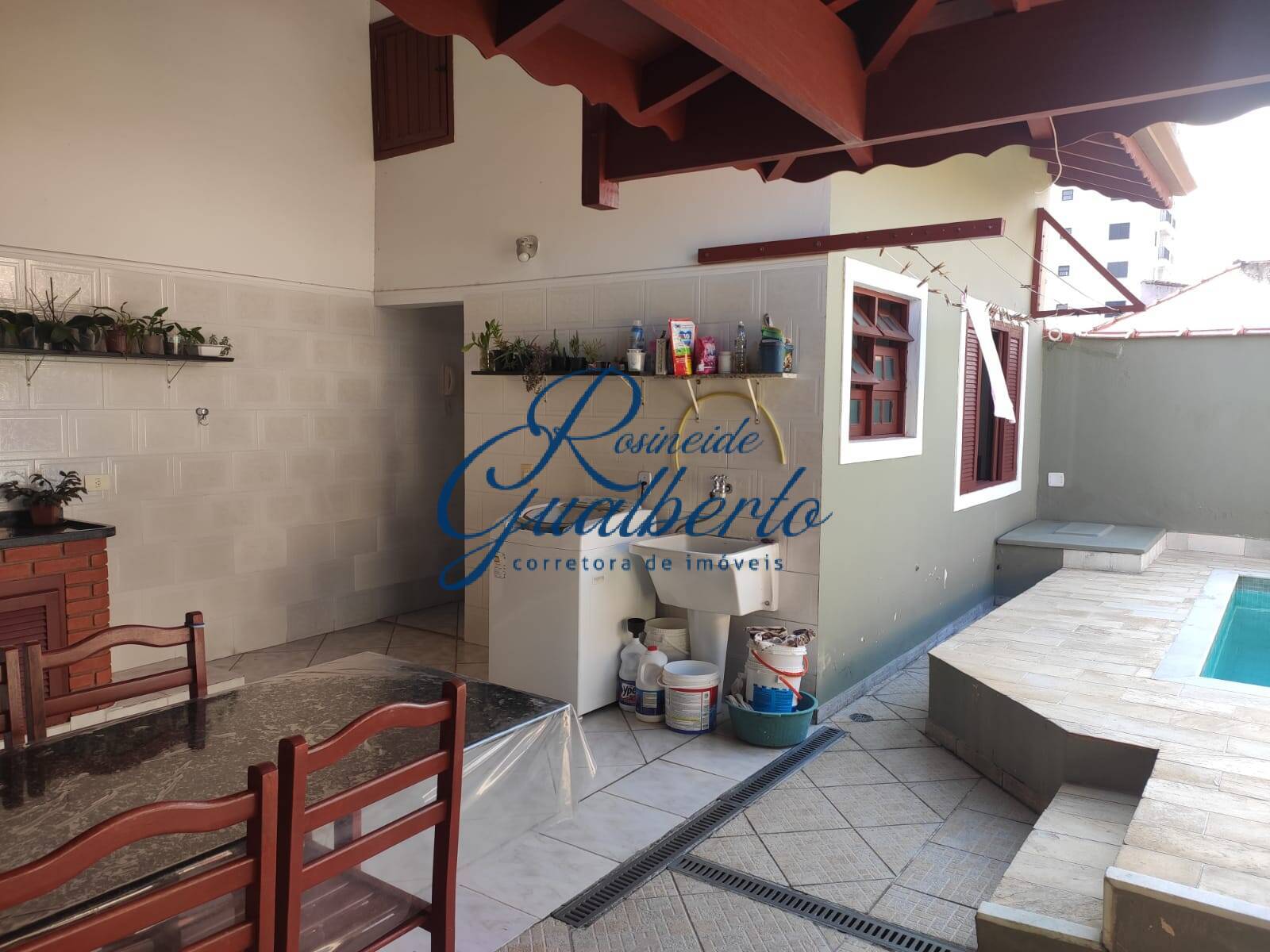 Casa, 3 quartos, 241 m² - Foto 9