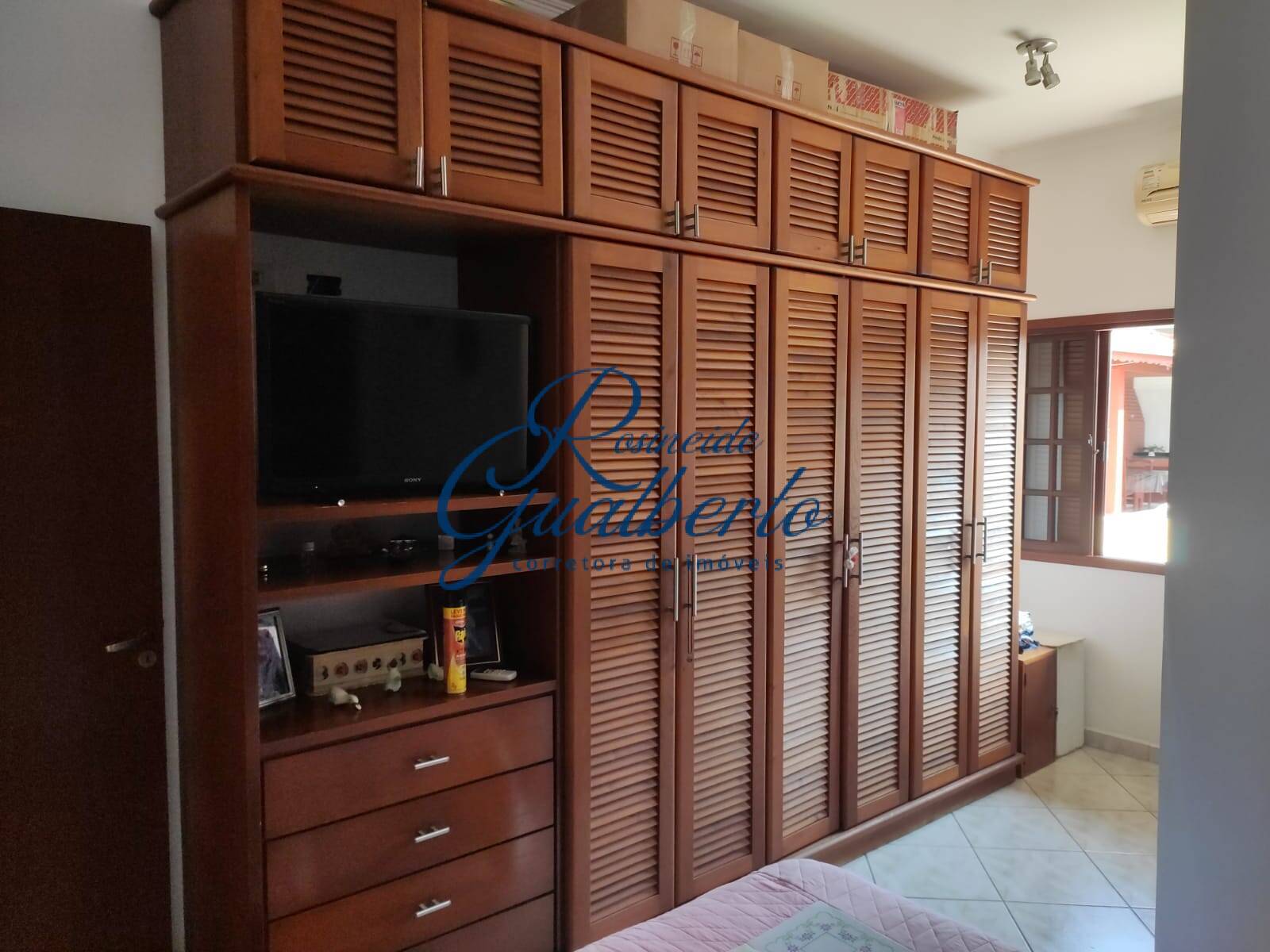 Casa, 3 quartos, 241 m² - Foto 11
