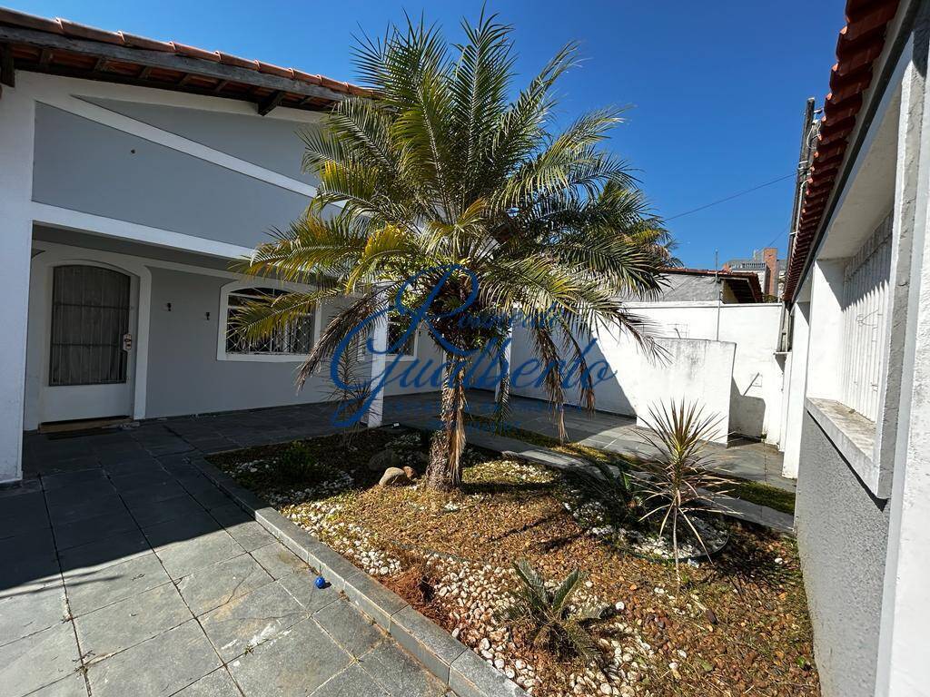 Casa, 4 quartos, 208 m² - Foto 3
