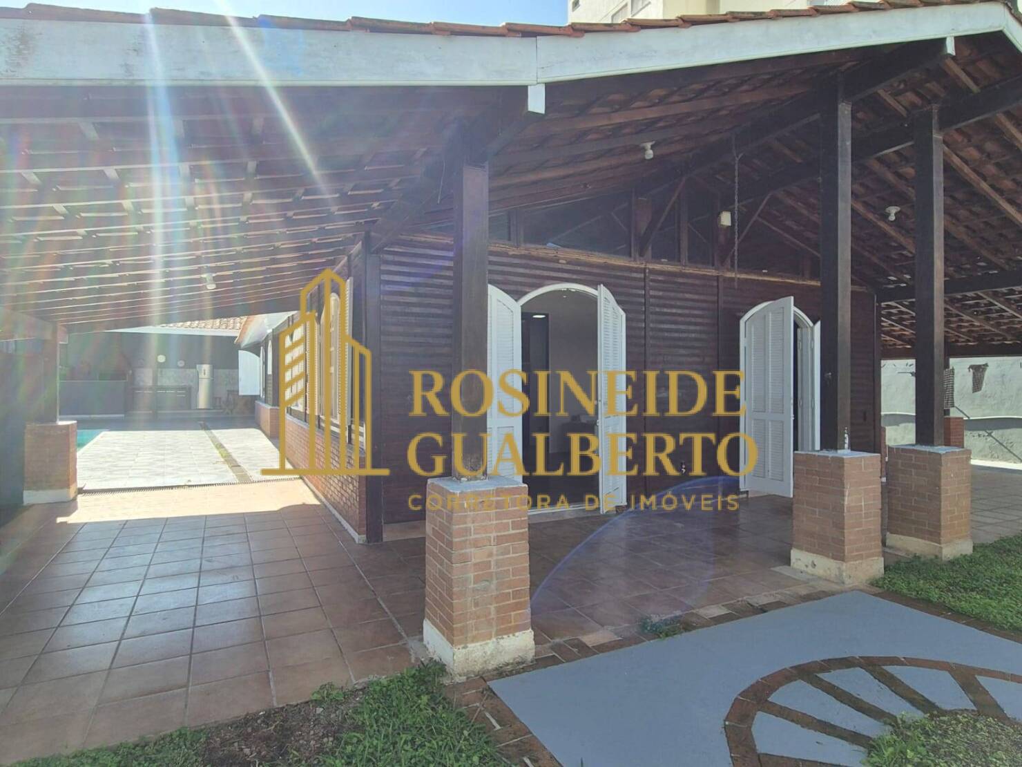 Casa, 4 quartos, 236 m² - Foto 4