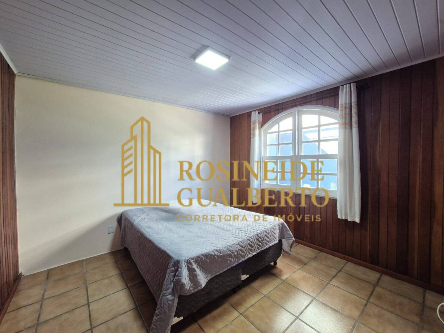 Casa, 4 quartos, 236 m² - Foto 19