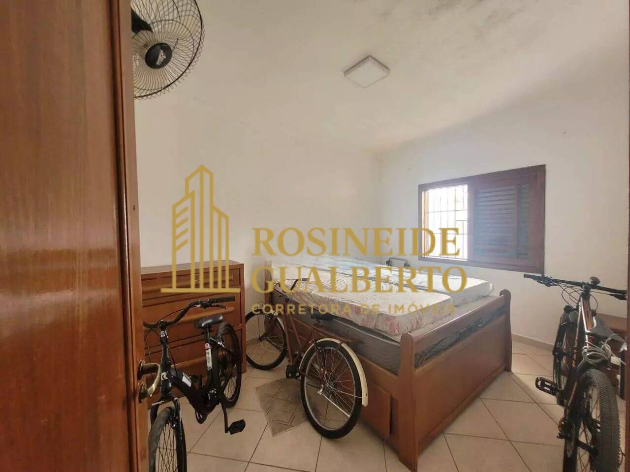 Casa, 4 quartos, 236 m² - Foto 30