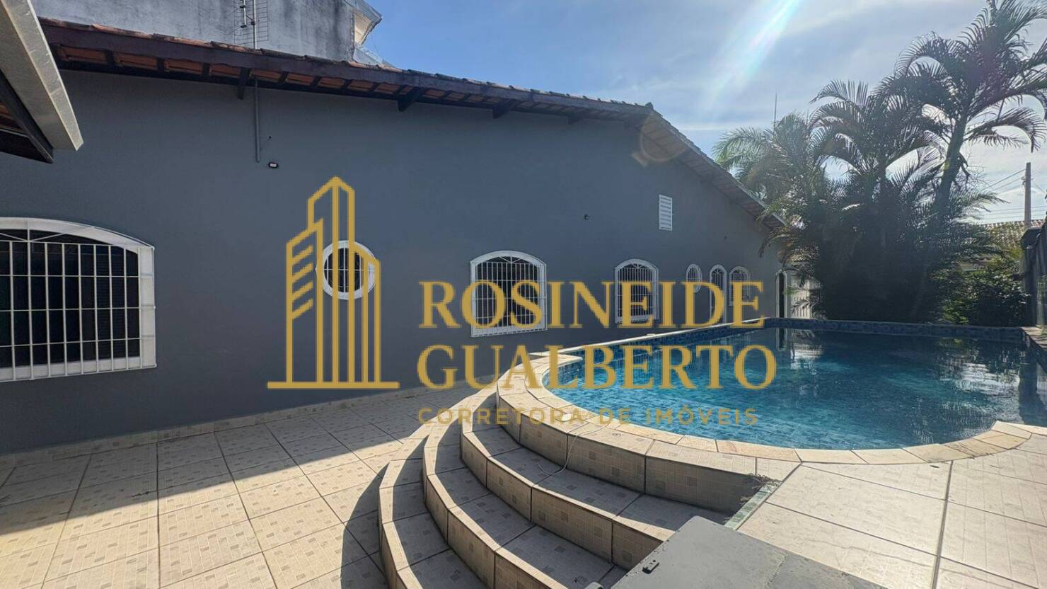 Casa, 3 quartos, 129 m² - Foto 1