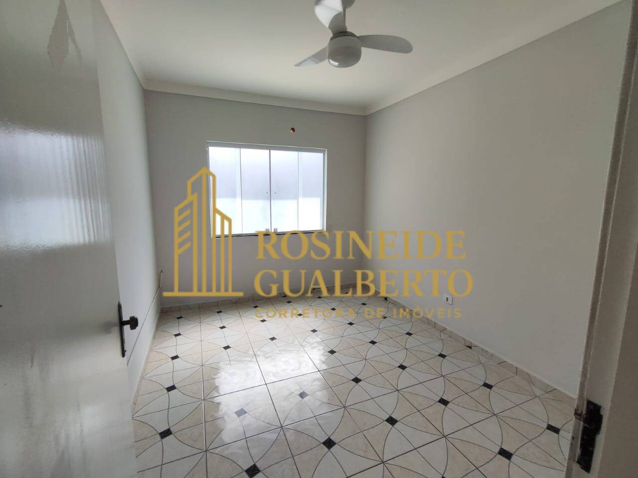 Casa, 4 quartos, 210 m² - Foto 10